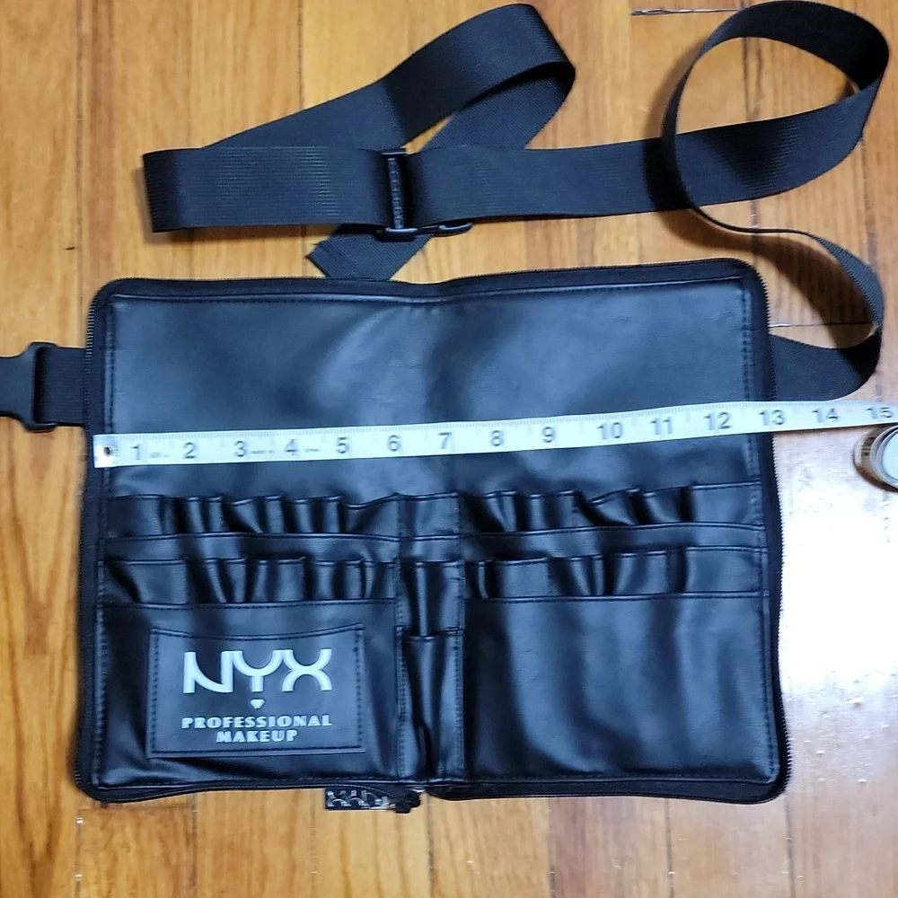NYX Professional Black Makeup Brush Belt Pouch Zippped Case